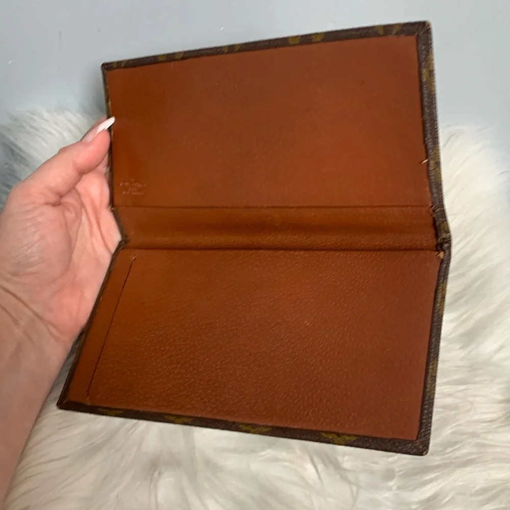 Pre-Date Code Authentic Louis Vuitton checkbook holder_10